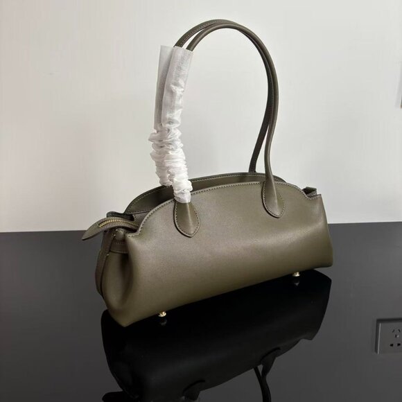 COACH Women's Handbag/Shoulder Bag  size : 34.5*15.5*12 - Picture 4 of 9